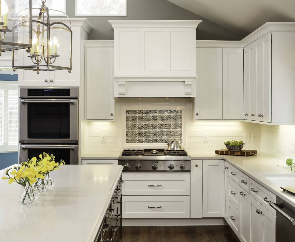 Transitional styled Dura Supreme kitchen design by Ispiri Design & Build.