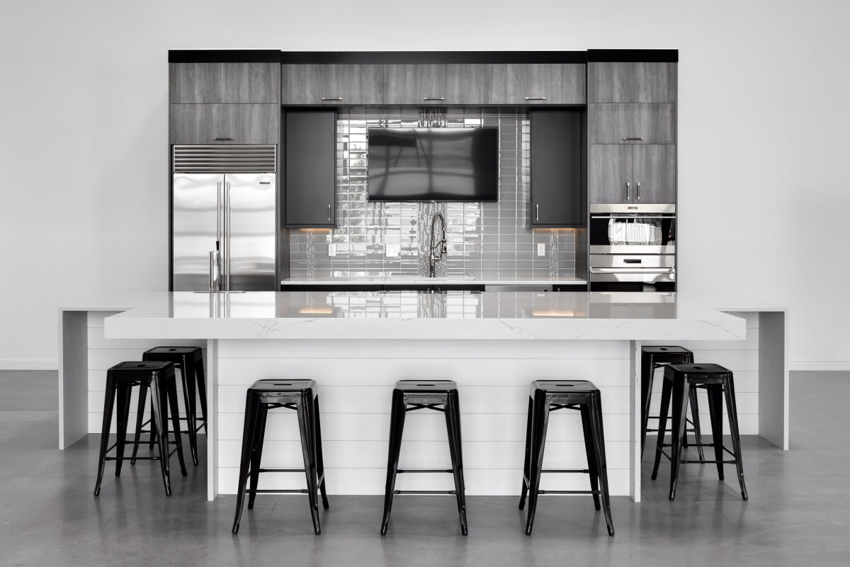 checkered black and white kitchen design
