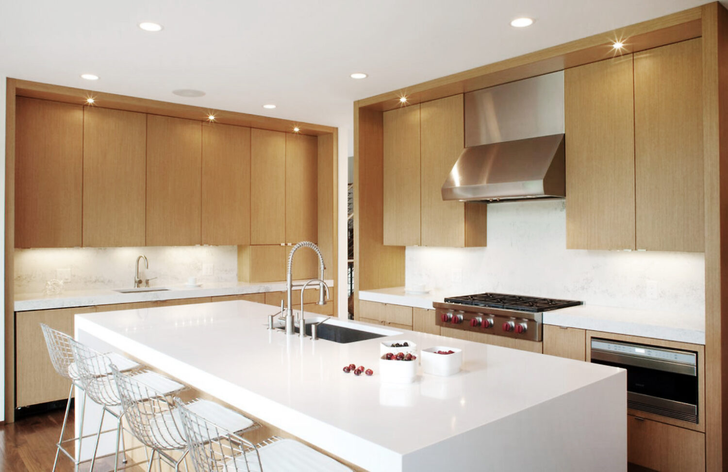 A Modern Kitchen that Reaches New Heights with Vertical Grain